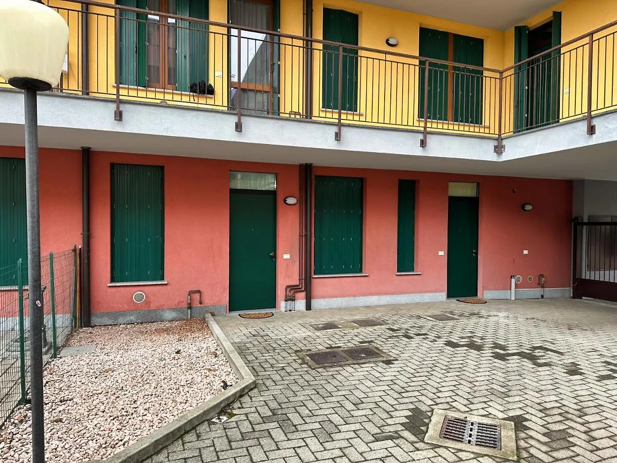 B E B House Apartment Castellanza